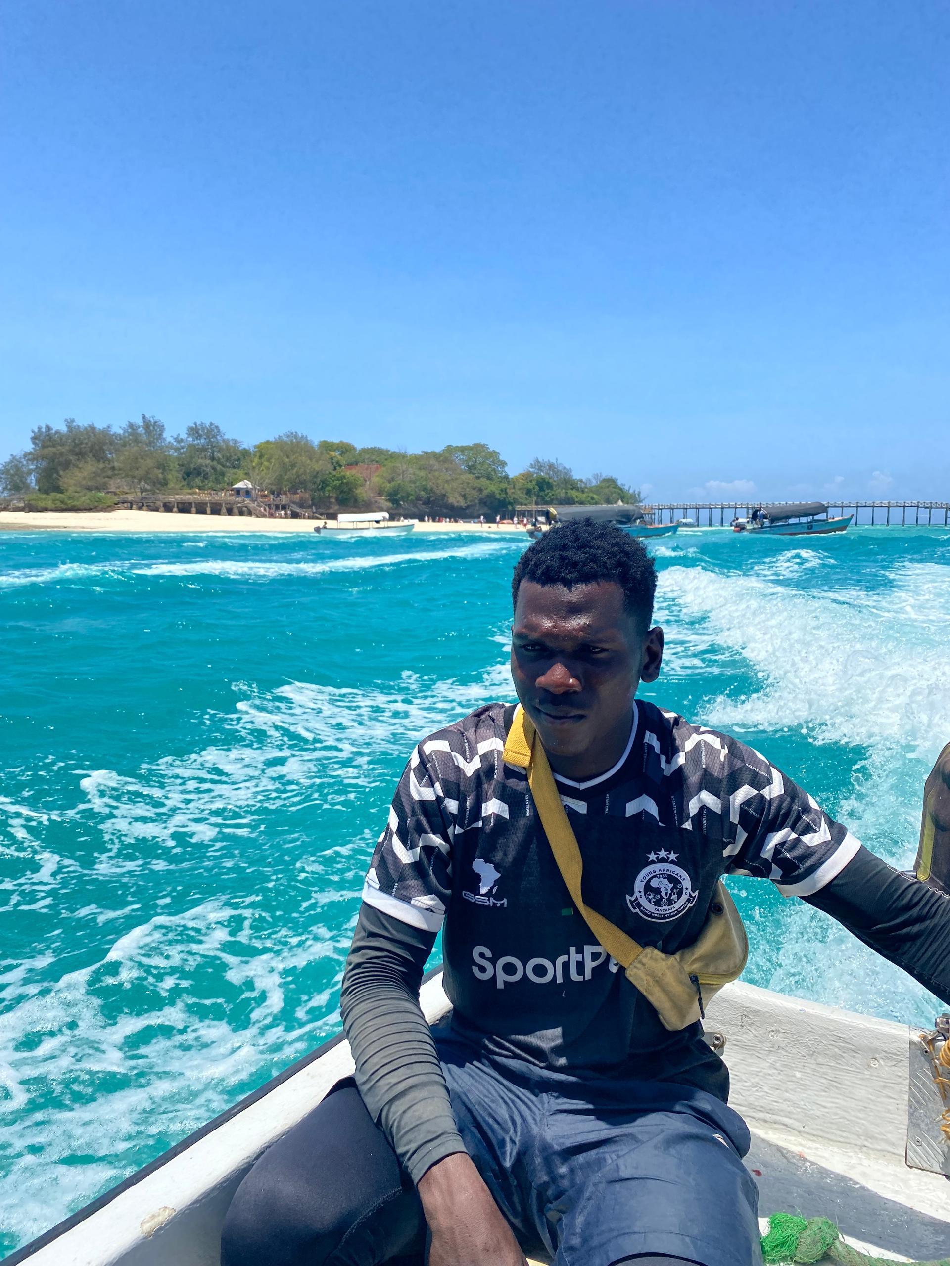 Classic Zanzibar Heritage & Ocean Escape Tour